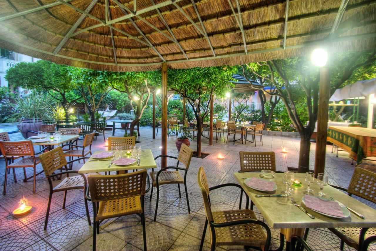 Hotel Villa Delibera วาราซเซ ภายนอก รูปภาพ